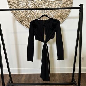 BRAND NEW CHERI LONG SLEEVE CUT OUT DRESS IN BLACK